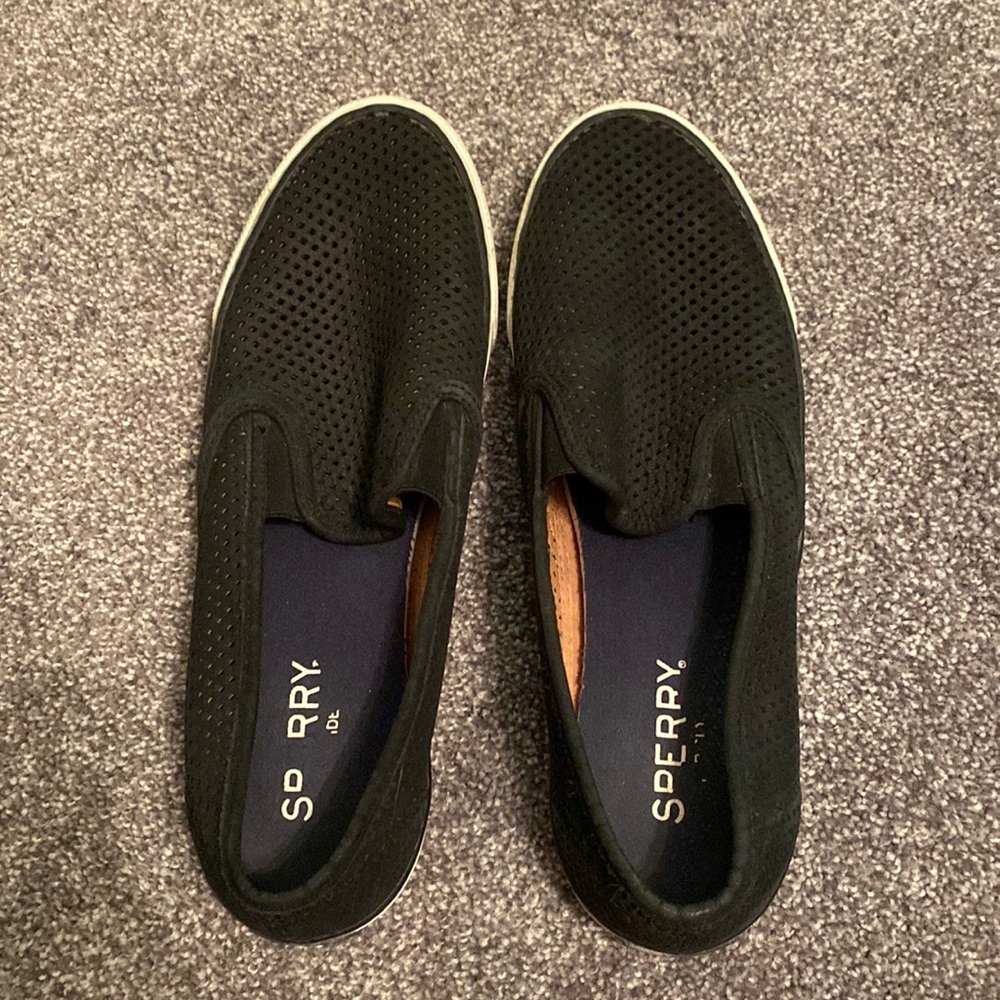 sperry slip on shoes